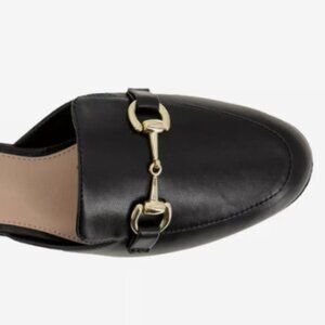 BCBGeneration Zorie Mule size 7